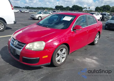 2008 Volkswagen Jetta Se/Sel z USA, uszkodzony, nr VIN 3VWRZ71K38M082799